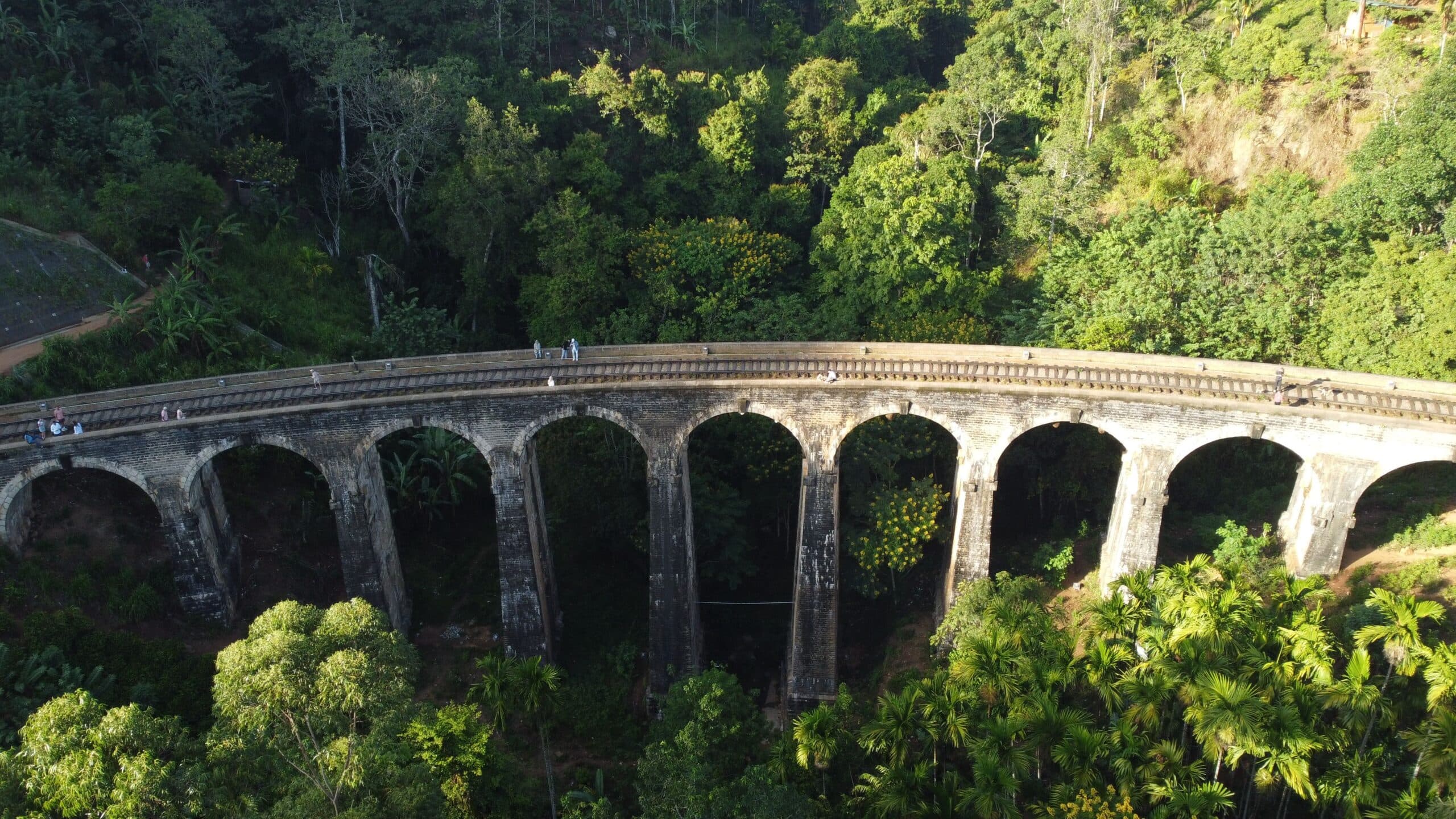 Nine Arch Bridge surrounded by jungle in Ella, Sri Lanka
